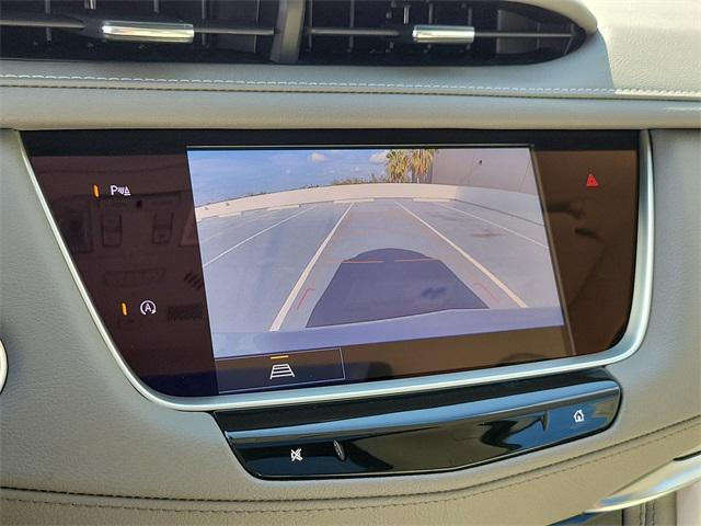 new 2025 Cadillac XT5 car, priced at $53,565