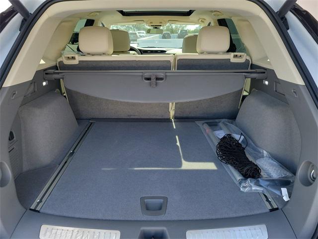 new 2025 Cadillac XT5 car, priced at $53,565