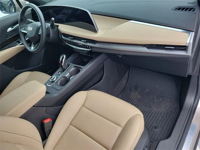 used 2025 Cadillac XT4 car, priced at $35,500