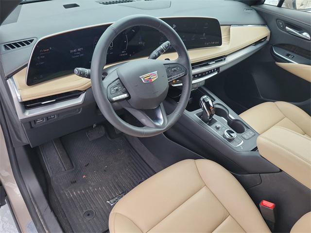 used 2025 Cadillac XT4 car, priced at $35,500