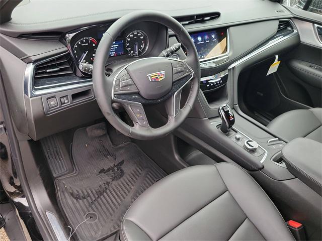 new 2025 Cadillac XT5 car, priced at $53,615