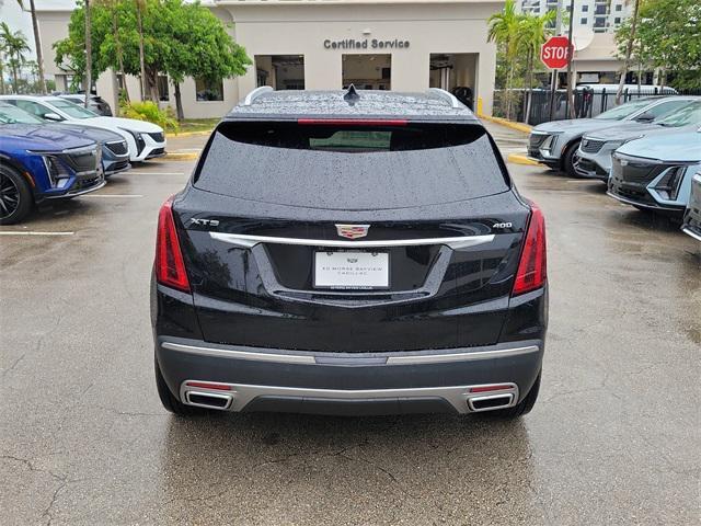 new 2025 Cadillac XT5 car, priced at $53,615