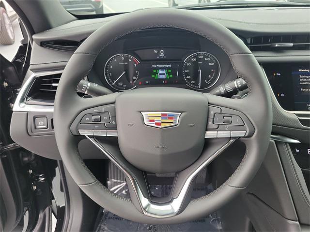 new 2025 Cadillac XT6 car, priced at $51,315