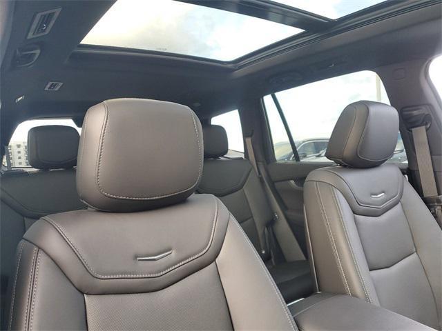 used 2024 Cadillac XT6 car, priced at $50,437