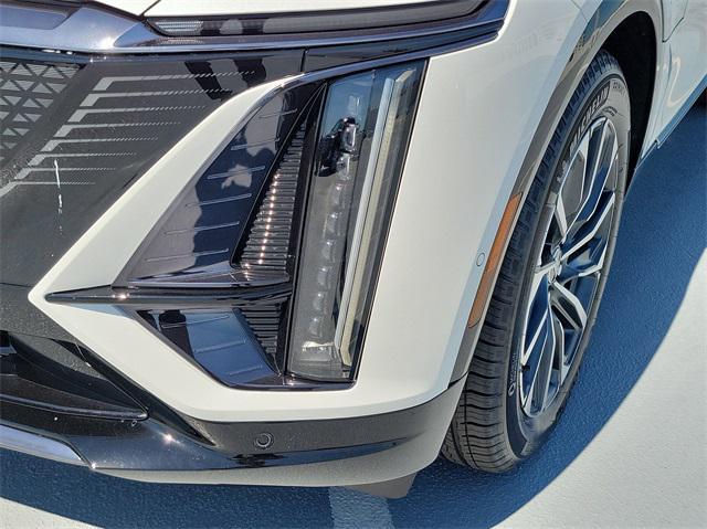 new 2025 Cadillac LYRIQ car, priced at $61,715