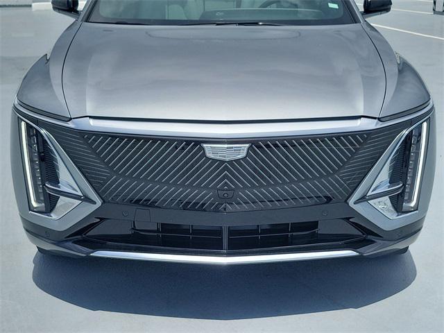 new 2025 Cadillac LYRIQ car, priced at $66,590