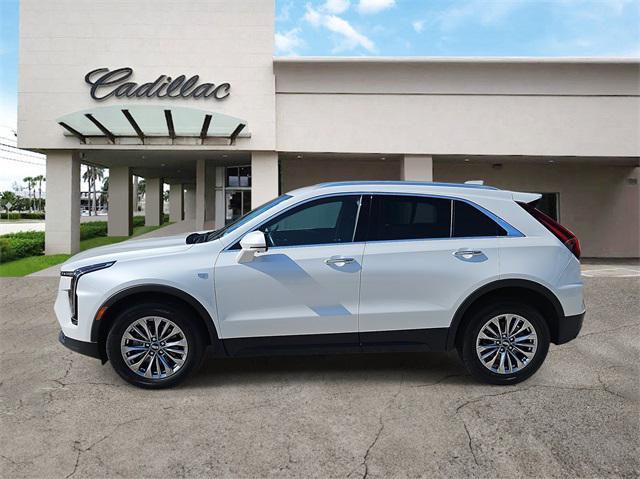 new 2025 Cadillac XT4 car, priced at $44,090