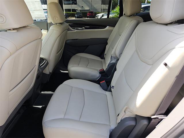 new 2025 Cadillac XT6 car, priced at $59,940