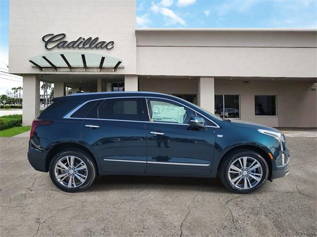 new 2025 Cadillac XT5 car, priced at $53,715