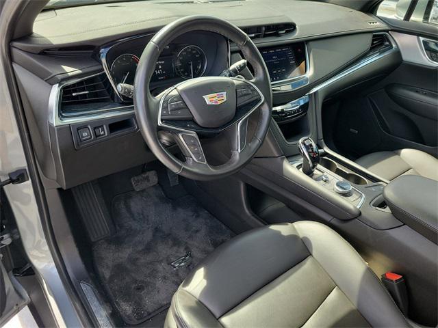used 2024 Cadillac XT5 car, priced at $37,700