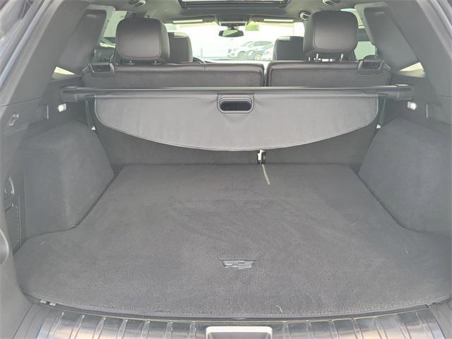 used 2024 Cadillac XT5 car, priced at $37,700
