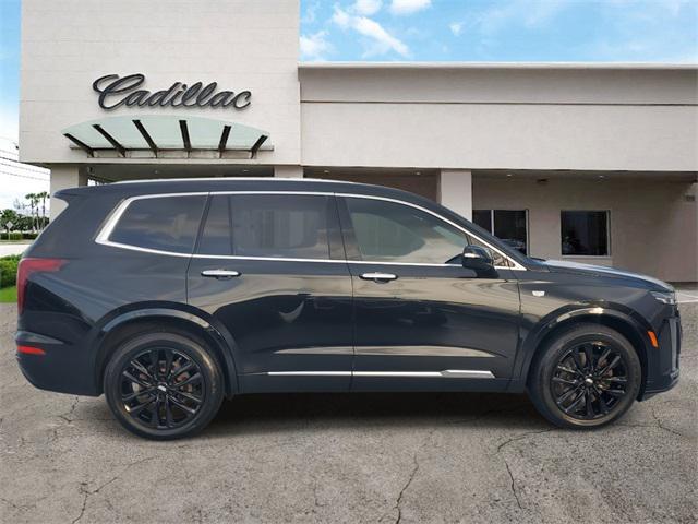 used 2022 Cadillac XT6 car, priced at $31,995