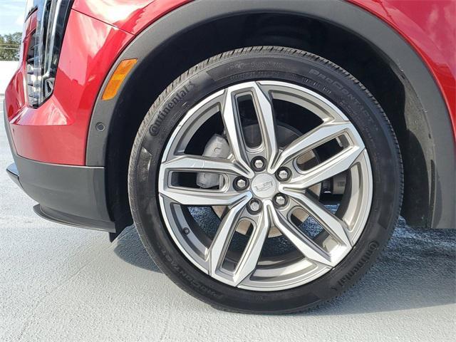 used 2022 Cadillac XT4 car, priced at $28,995