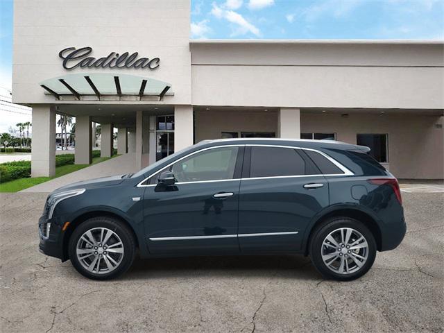 new 2025 Cadillac XT5 car, priced at $52,715
