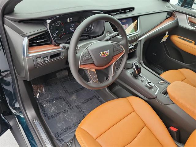 new 2025 Cadillac XT5 car, priced at $52,715