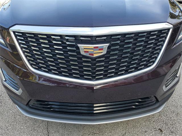 used 2021 Cadillac XT5 car, priced at $28,685