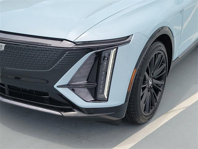 new 2025 Cadillac LYRIQ car, priced at $64,810