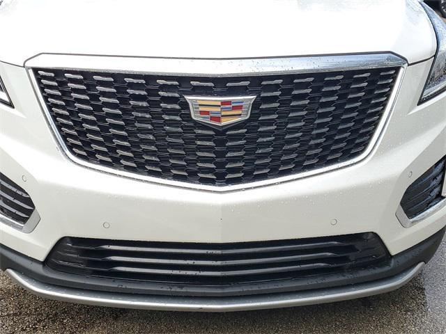 used 2021 Cadillac XT5 car, priced at $33,595