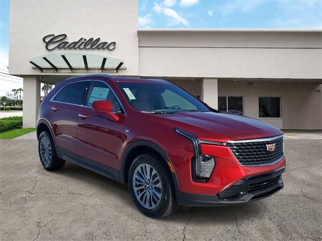 new 2025 Cadillac XT4 car, priced at $43,215