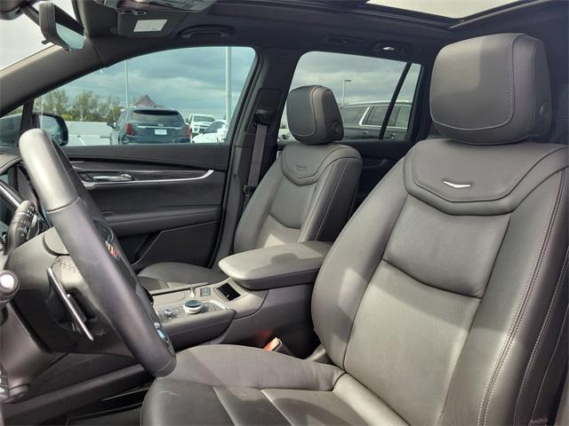 used 2024 Cadillac XT6 car, priced at $46,999