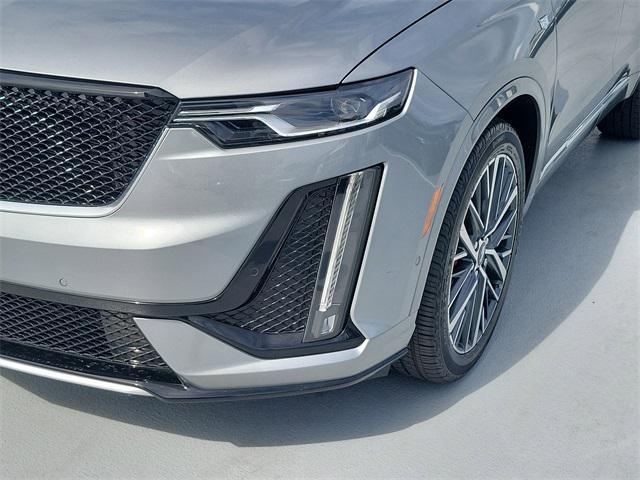 used 2024 Cadillac XT6 car, priced at $46,999