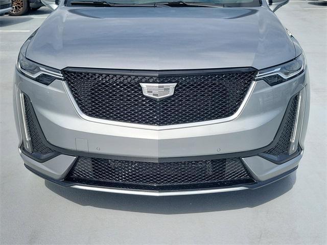 used 2024 Cadillac XT6 car, priced at $46,999
