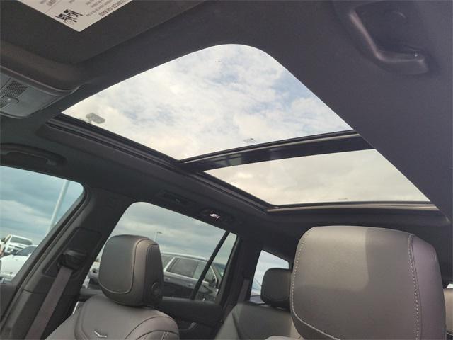 used 2024 Cadillac XT6 car, priced at $46,999