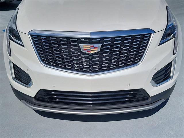 used 2021 Cadillac XT5 car, priced at $28,794