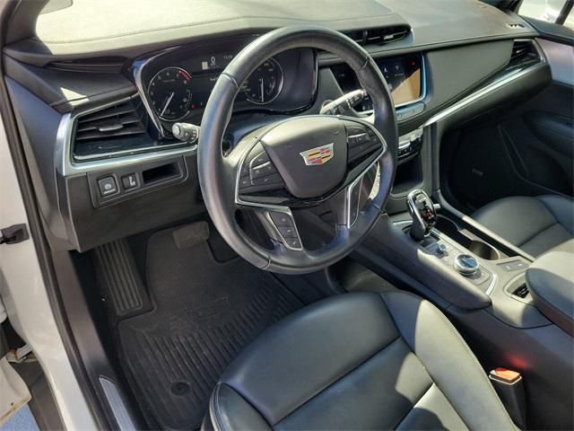 used 2021 Cadillac XT5 car, priced at $28,794