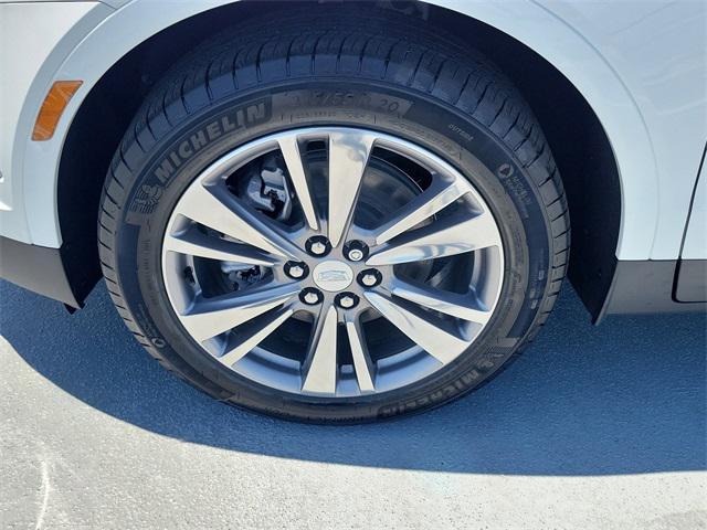 new 2025 Cadillac XT5 car, priced at $58,335