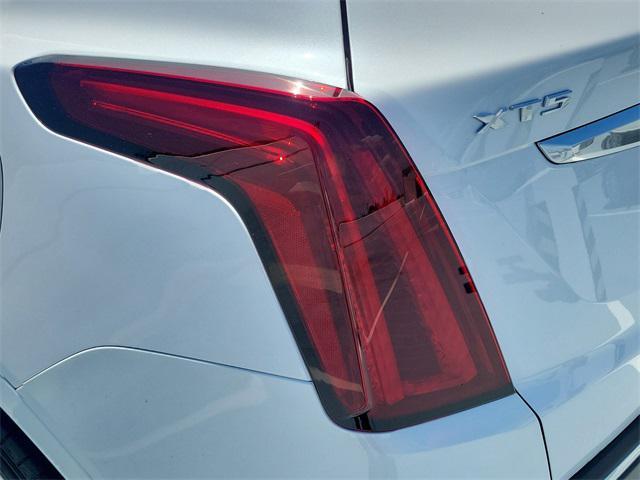 new 2025 Cadillac XT5 car, priced at $58,335
