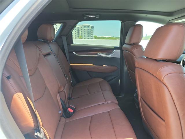 new 2025 Cadillac XT5 car, priced at $58,335