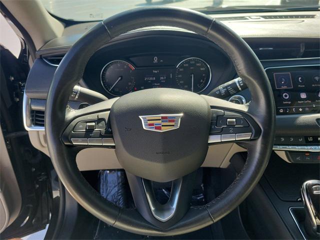 used 2022 Cadillac XT4 car, priced at $26,799