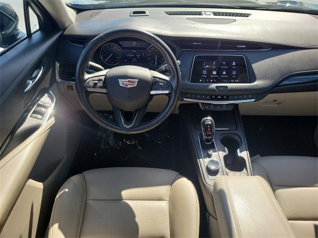 used 2022 Cadillac XT4 car, priced at $26,799