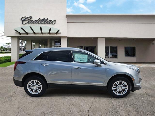 new 2025 Cadillac XT5 car, priced at $45,690