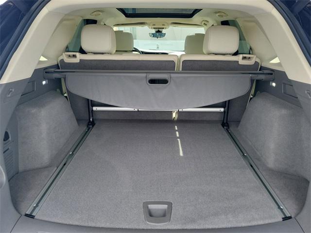used 2022 Cadillac XT5 car, priced at $30,999