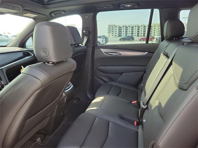 new 2025 Cadillac XT6 car, priced at $51,915