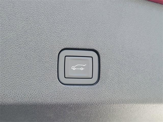 new 2025 Cadillac XT6 car, priced at $51,915
