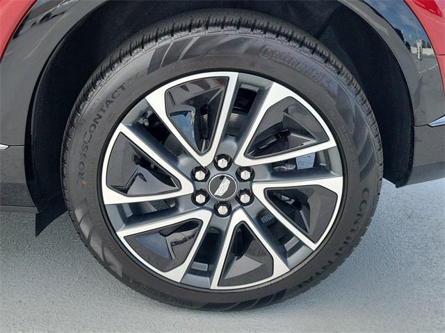 new 2025 Cadillac OPTIQ car, priced at $56,215