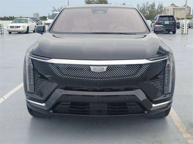 new 2025 Cadillac OPTIQ car, priced at $55,215