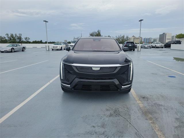 new 2025 Cadillac OPTIQ car, priced at $55,215