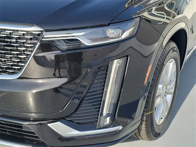new 2025 Cadillac XT6 car, priced at $51,315