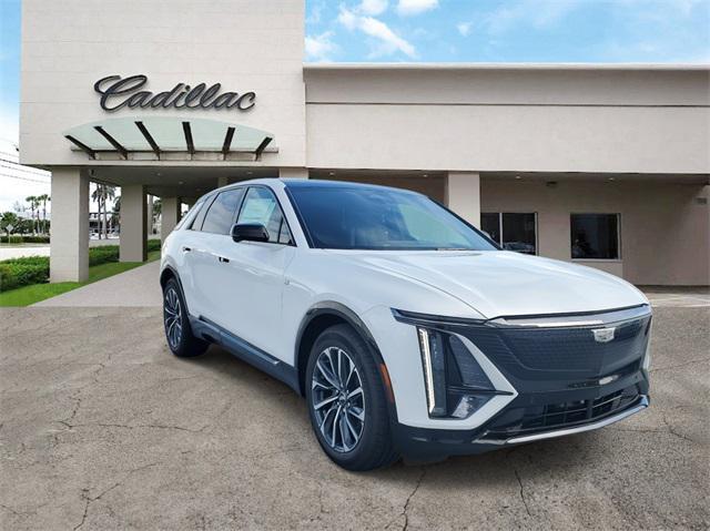 new 2025 Cadillac LYRIQ car, priced at $61,715