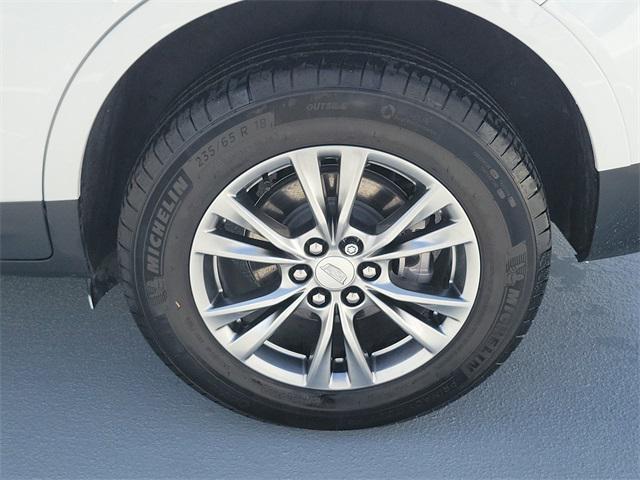 used 2023 Cadillac XT5 car, priced at $36,500
