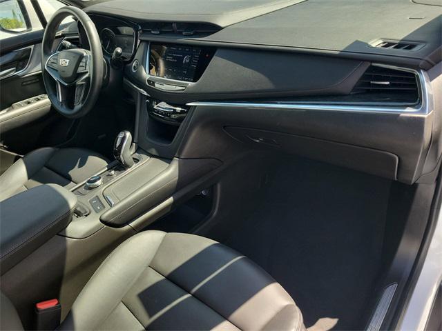 used 2023 Cadillac XT5 car, priced at $36,500