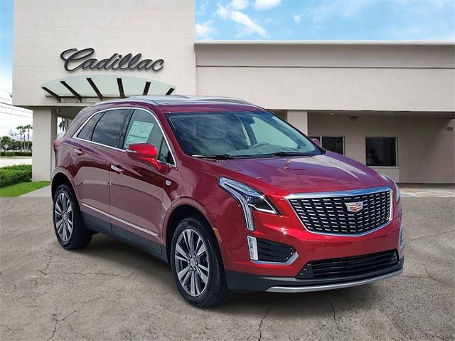 new 2025 Cadillac XT5 car, priced at $55,590