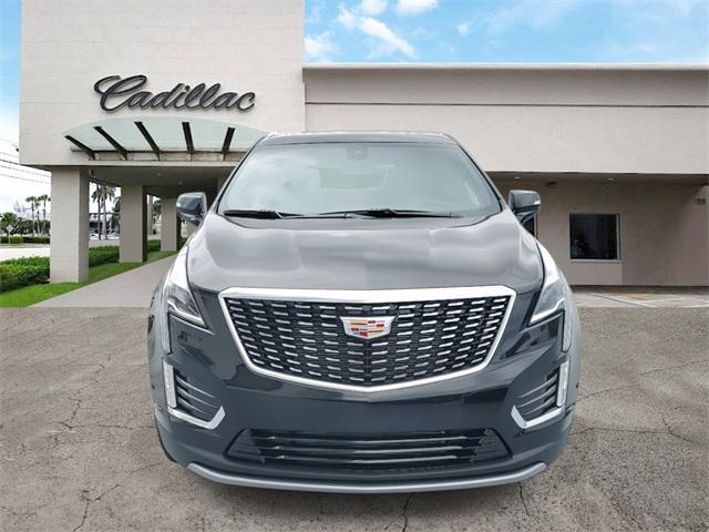 new 2025 Cadillac XT5 car, priced at $55,890