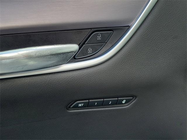 new 2025 Cadillac XT6 car, priced at $51,915