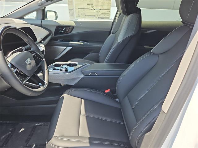 new 2025 Cadillac OPTIQ car, priced at $56,815