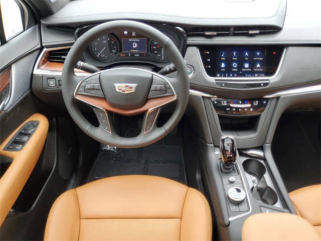 new 2024 Cadillac XT5 car, priced at $53,865